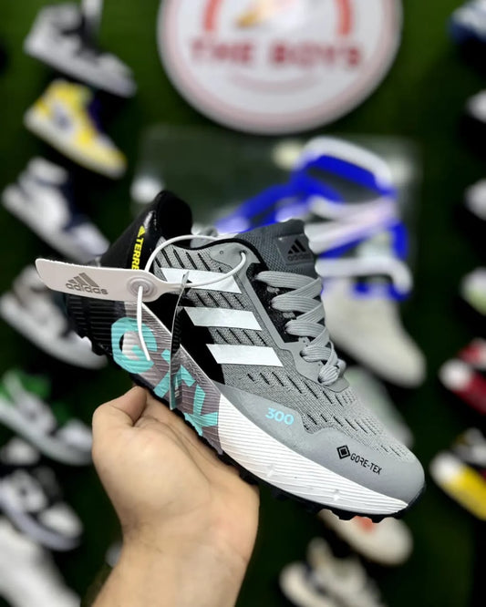 Adidas GTX (light grey)