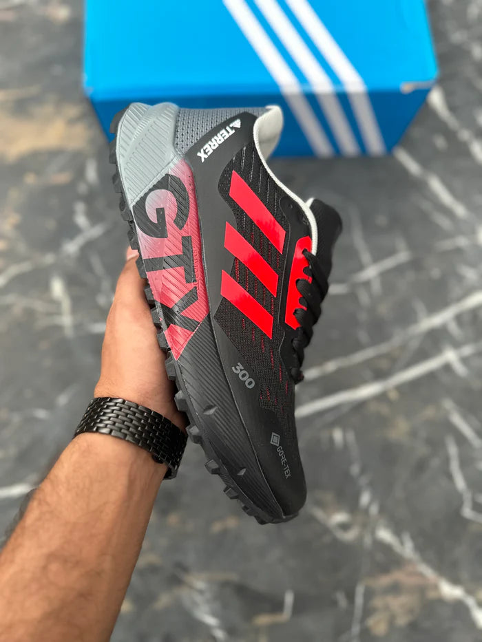 Adidas GTX (black red)